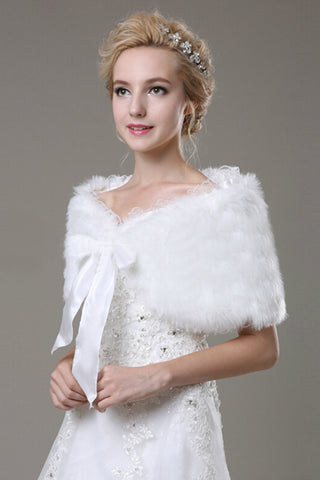 Abrigo de la boda Fabulous Faux Fur con arco nudo MPJ140935