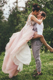 Vestidos de novia de tul Apliques con cuello en V Tren de la corte